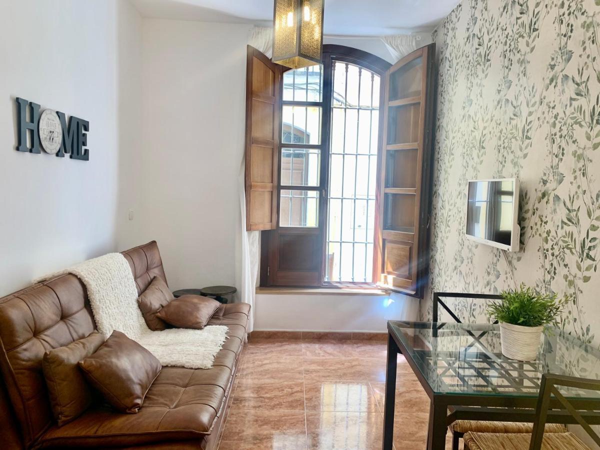 Lyrioshomes Malaga La Merced Centro Exterior photo
